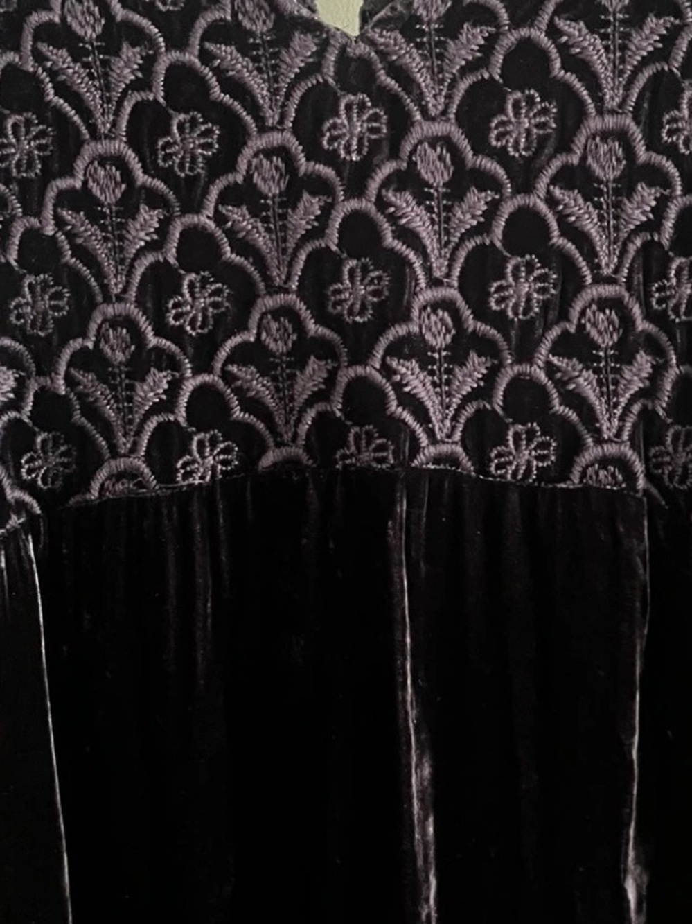 Johnny Was Parnell heavily embroidered velvet dress NWT RARE - Picture 8 of 13